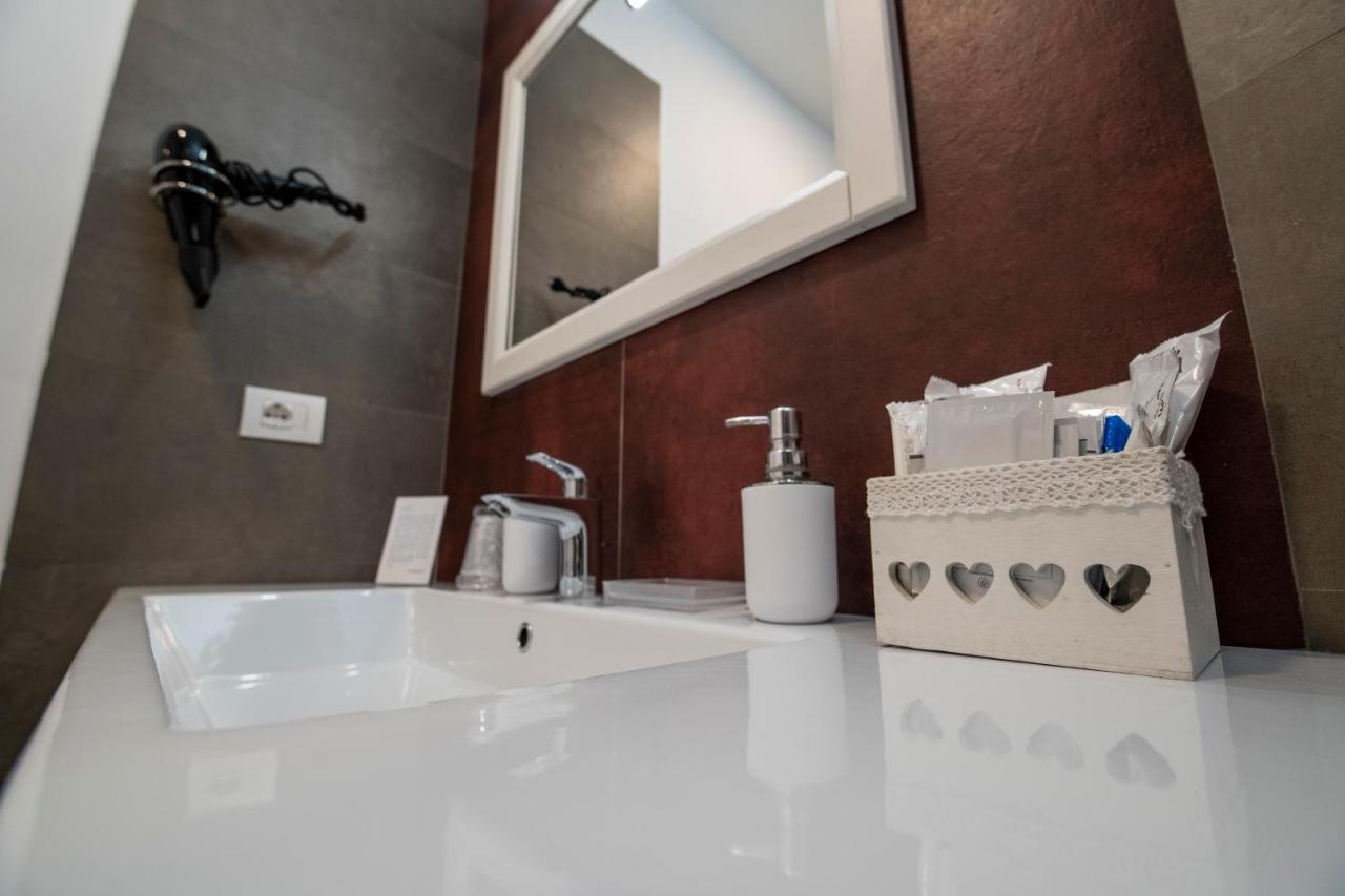 נאפולי Mercatello Bed And Breakfast מראה חיצוני תמונה